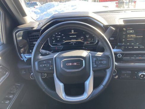 Used 2024 GMC Sierra 1500 Elevation w/ LPO, Elevation Black Package image 12
