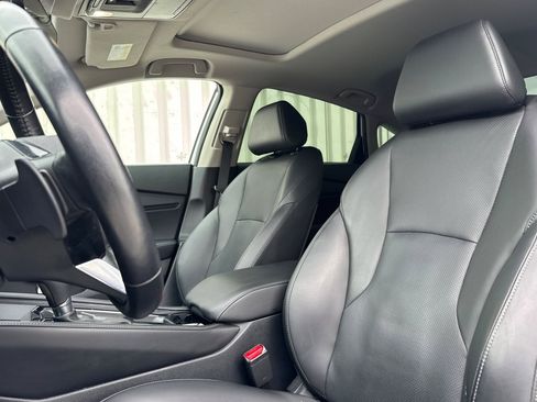Used 2024 Honda Accord Touring image 5