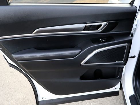 Used 2025 Kia Telluride S AWD/4WD image 26