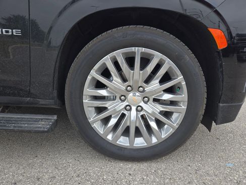 Used 2023 Chevrolet Tahoe High Country AWD/4WD image 27