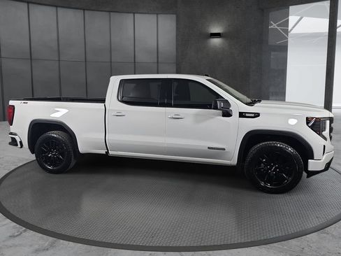 Used 2026 GMC Sierra 1500 Elevation AWD/4WD image 4