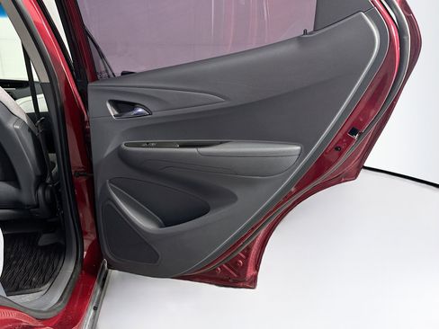 Used 2018 Chevrolet Bolt LT FWD image 27