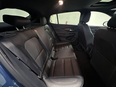 Used 2024 Buick Envista Sport Touring w/ Convenience I Package FWD image 25