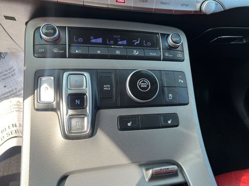 Used 2022 Hyundai Palisade SEL w/ Convenience Package image 16