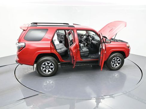Used 2023 Toyota 4Runner TRD Off-Road Premium AWD/4WD image 28