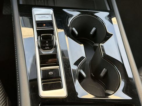 Used 2026 Volkswagen Atlas Cross Sport SE FWD image 20