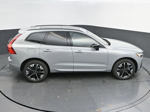 New 2026 Volvo XC60 B5 Plus w/ Protection Package Premier image 40