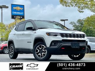 Used 2025 Jeep Compass Trailhawk AWD/4WD video 1