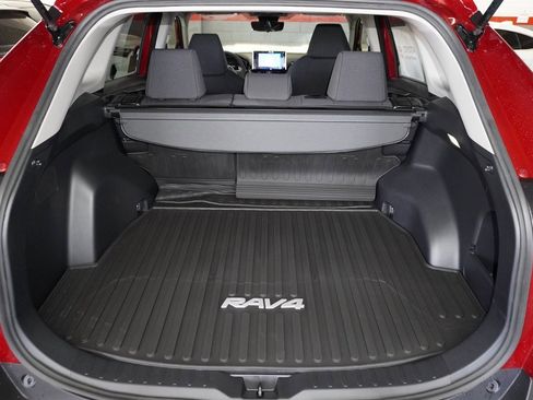 New 2025 Toyota RAV4 LE image 6