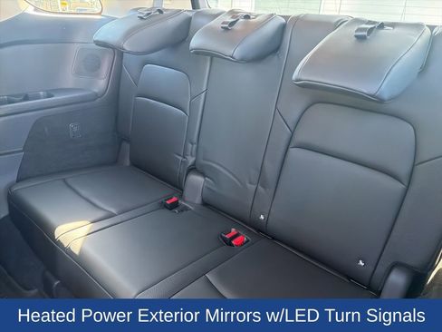 Used 2022 Nissan Pathfinder SL w/ SL Premium Package image 19