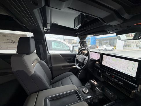 New 2025 GMC Hummer EV 3X image 15
