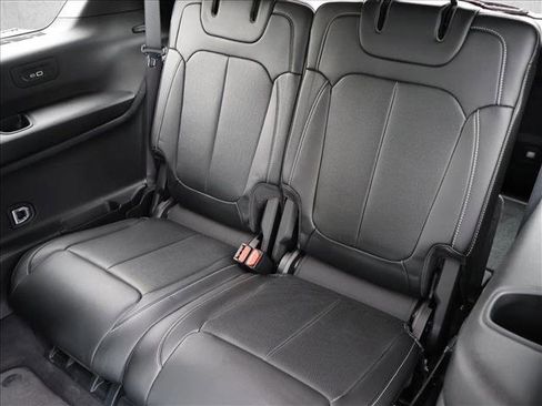 Used 2025 Jeep Grand Cherokee L Limited w/ Luxury Tech Group II AWD/4WD image 27