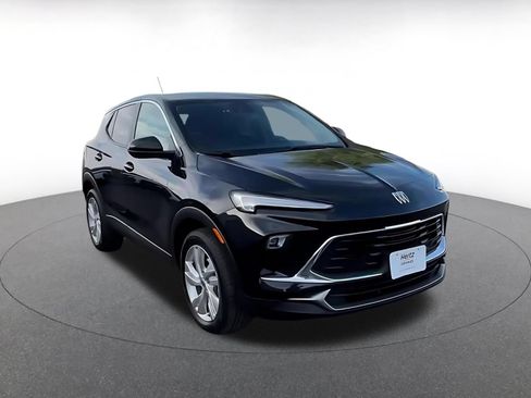 Used 2025 Buick Encore GX Preferred FWD image 3