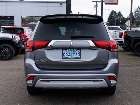 Used 2022 Mitsubishi Outlander LE image 5