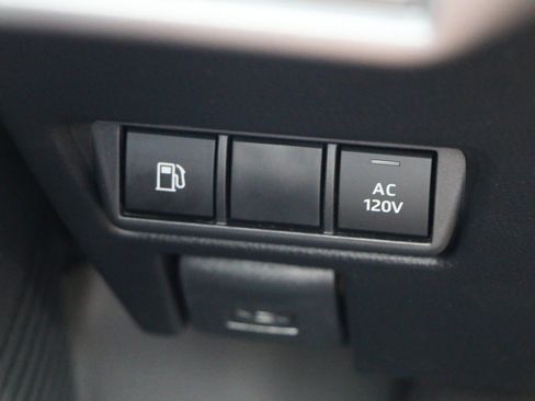 Used 2024 Toyota Prius Prime FWD image 20