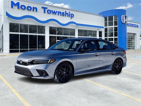 Used 2023 Honda Civic Sport image 3