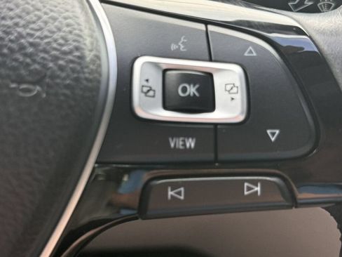 Used 2019 Volkswagen Atlas SE w/ Towing Package FWD image 24