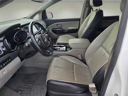 Used 2020 Kia Sedona SX image 12