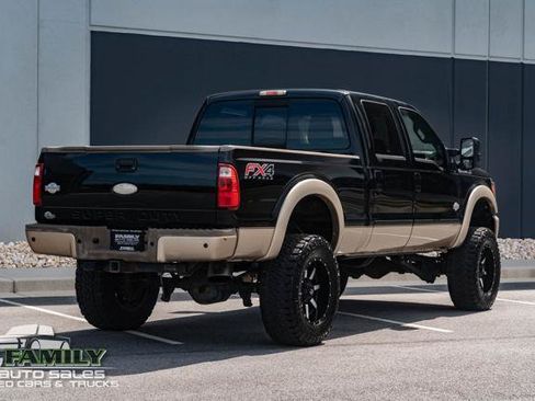 Used 2012 Ford F250 King Ranch w/ King Ranch w/Chrome Pkg AWD/4WD image 9