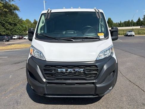 Used 2025 RAM ProMaster 2500 w/ Convenience Group FWD image 2
