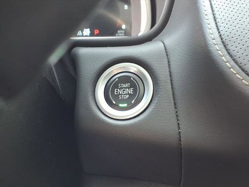 Used 2022 GMC Yukon SLT image 16