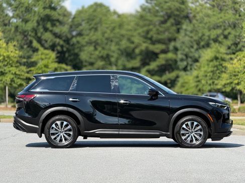 Used 2025 INFINITI QX60 Pure FWD image 12