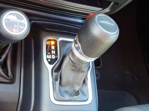 Certified 2022 Jeep Gladiator Sport image 27