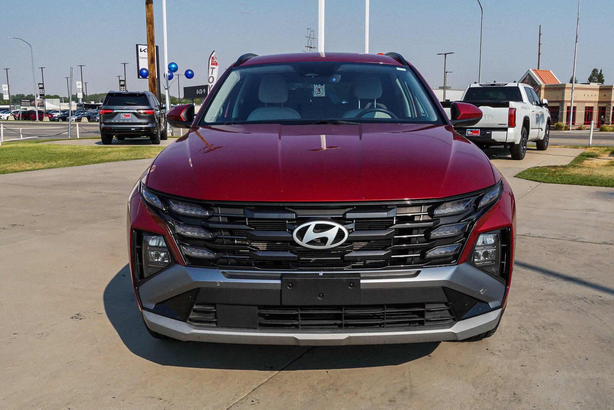 Used 2025 Hyundai Tucson SEL AWD/4WD image 3