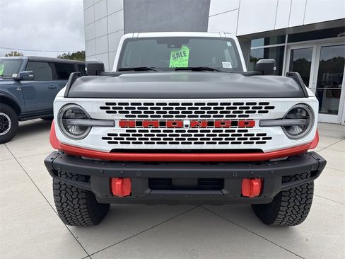 Used 2025 Ford Bronco Stroppe Edition image 2
