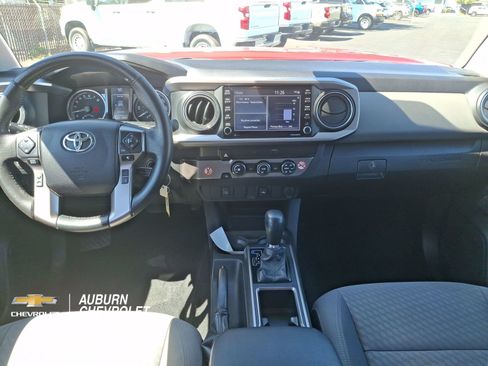 Used 2023 Toyota Tacoma SR5 RWD image 9