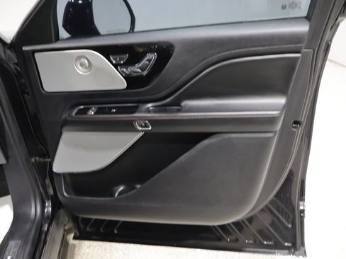 Used 2020 Lincoln Aviator Reserve w/ Equipment Group 202A AWD/4WD image 24