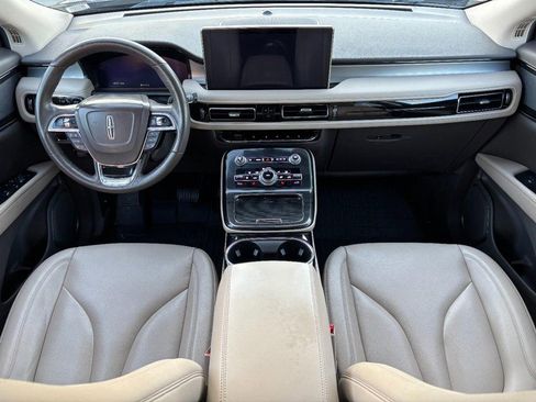 Certified 2023 Lincoln Nautilus FWD image 11