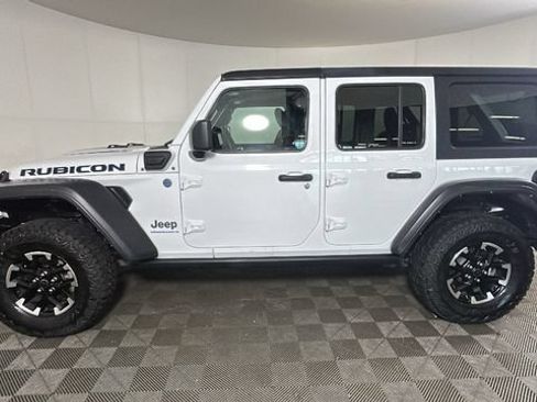 Used 2024 Jeep Wrangler Unlimited Rubicon 4xe AWD/4WD image 5