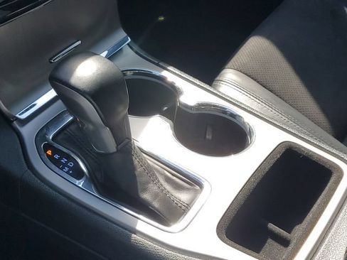 Used 2021 Jeep Grand Cherokee Laredo X RWD image 29