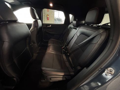 Used 2025 Ford Escape ST-Line image 26