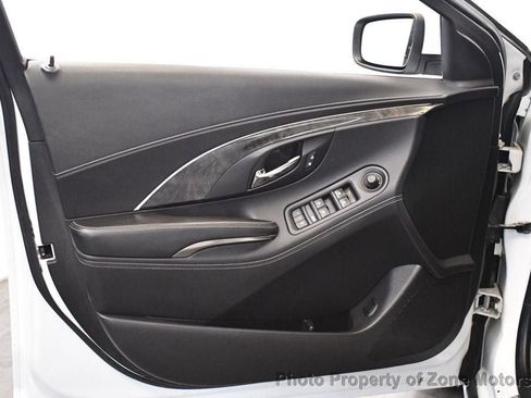 Used 2014 Buick LaCrosse Leather image 6