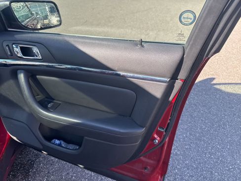 Used 2009 Lincoln MKS AWD image 27