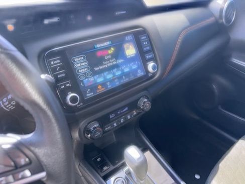 Used 2023 Nissan Kicks SR FWD image 17