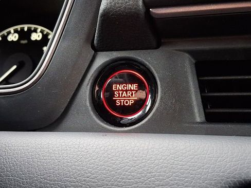 Certified 2025 Honda Pilot TrailSport image 26