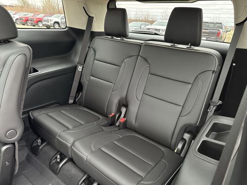 Certified 2023 GMC Acadia Denali w/ Denali Ultimate Package image 23