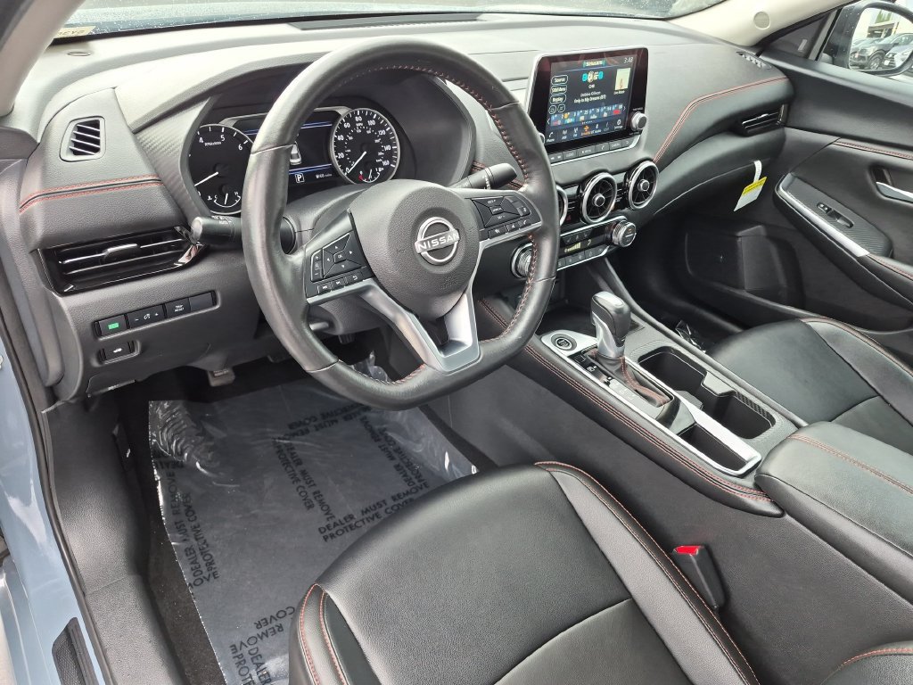 Certified 2025 Nissan Sentra SR w/ SR Premium Package FWD image 14