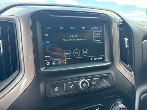 Used 2019 Chevrolet Silverado 1500 Custom w/ Custom Value Package AWD/4WD image 25
