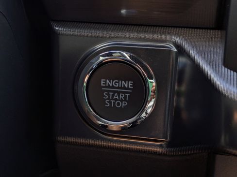 New 2025 Ford F150 Lariat w/ Equipment Group 501A Mid image 72