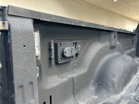 Used 2022 RAM 3500 Laramie w/ Max Tow Package image 35