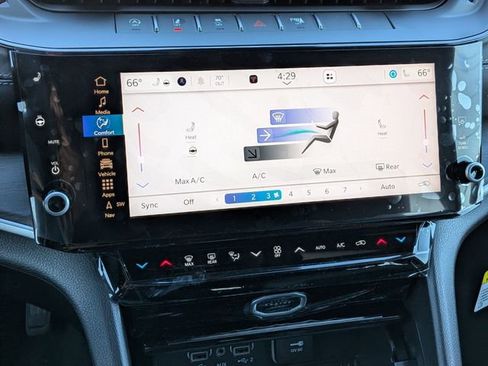 New 2026 Jeep Grand Cherokee Altitude AWD/4WD image 27