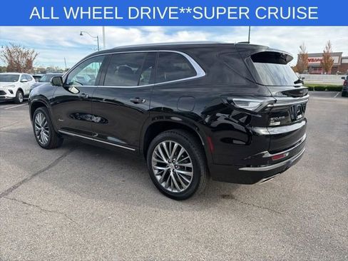 Used 2025 Buick Enclave Avenir w/ Super Cruise Package image 9