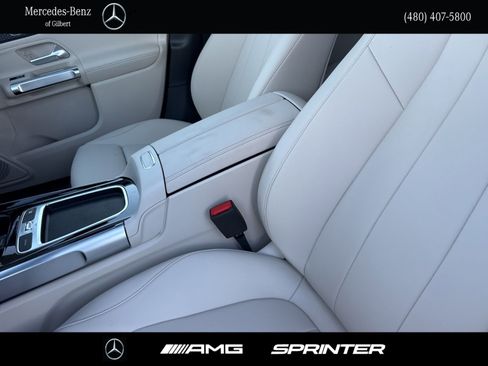New 2026 Mercedes-Benz GLB 250 image 15