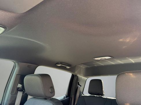 Used 2023 Chevrolet Colorado W/T image 21