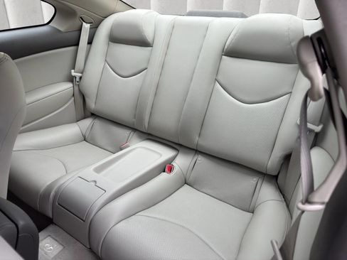 Used 2012 INFINITI G37 x Coupe w/ Premium Pkg image 11