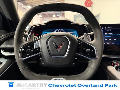 Used 2024 Chevrolet Corvette Z06 RWD image 20